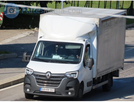 AA HW-557, Renault Master