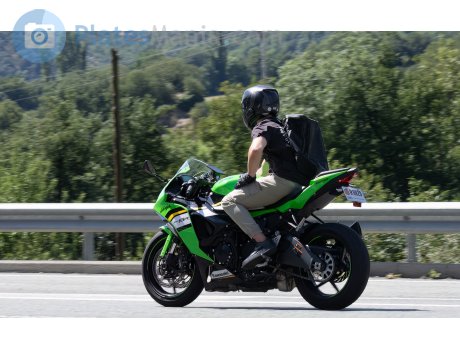 R 8820, Kawasaki Ninja ZX-6R