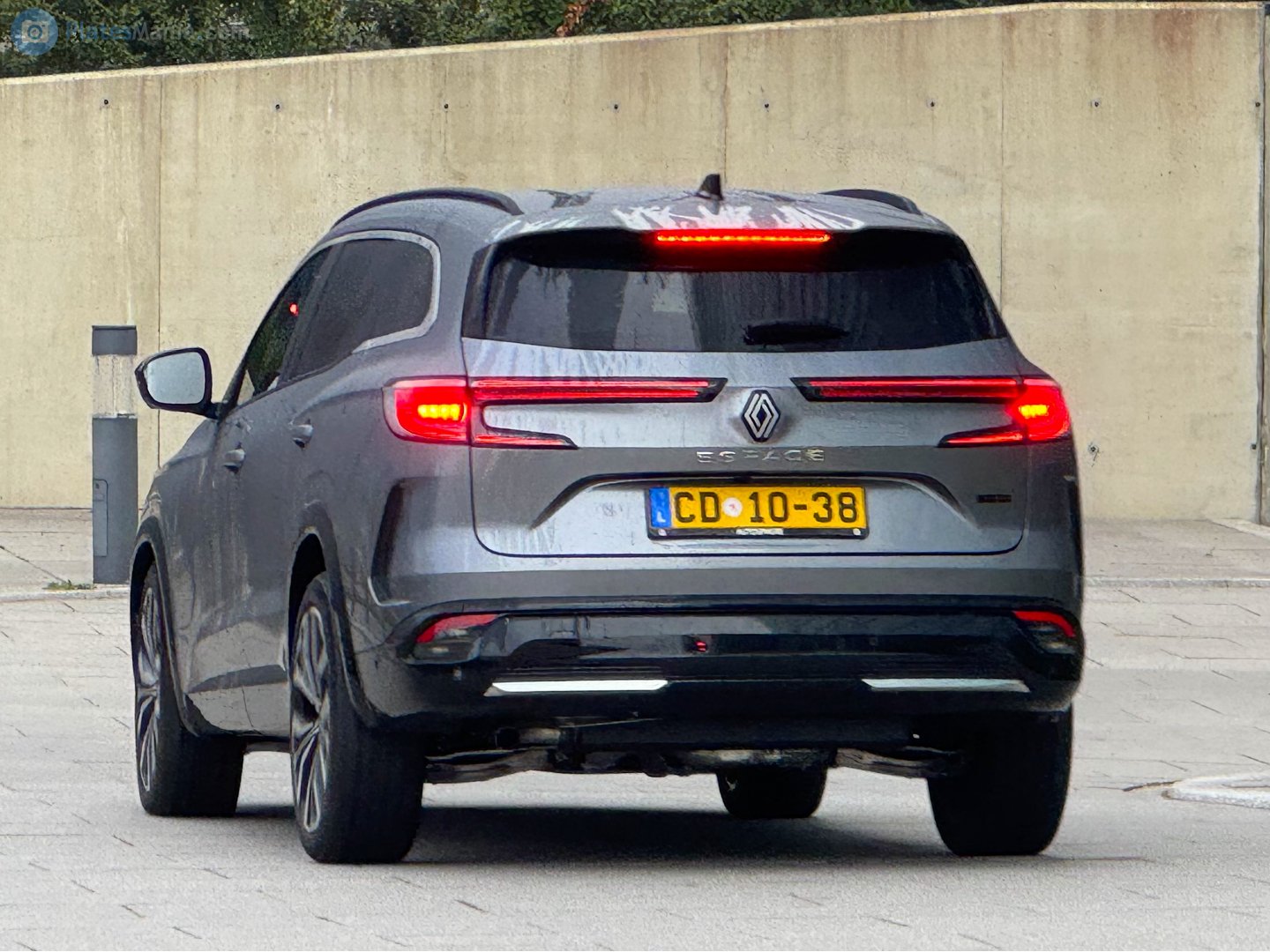 CD 10-38, Renault Espace 6th gen (RHN), 2023–2025