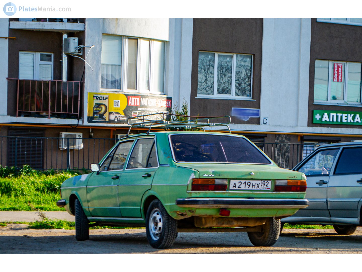 а 219 нх 92, Audi 80 1st gen 4-door Sedan (B1/80/82), facelift, 1976–1978