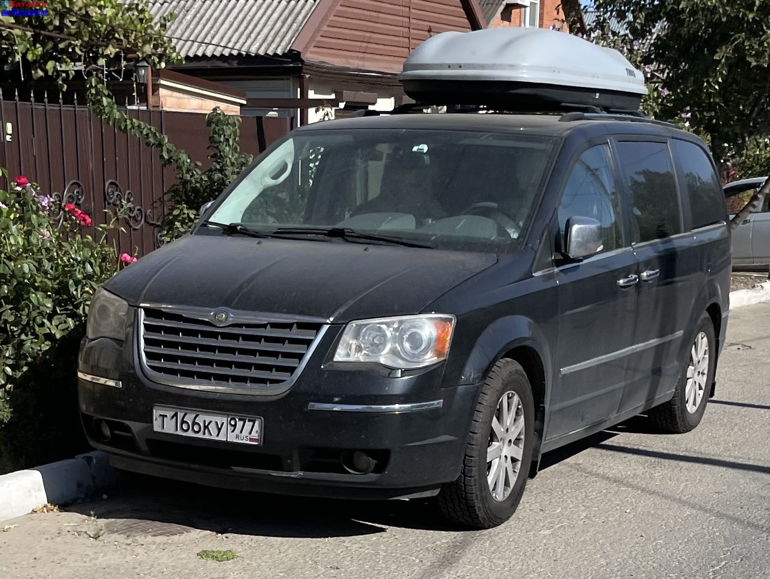 т 166 ку 977, Chrysler Voyager 5th gen Grand (RT), 2007–2010