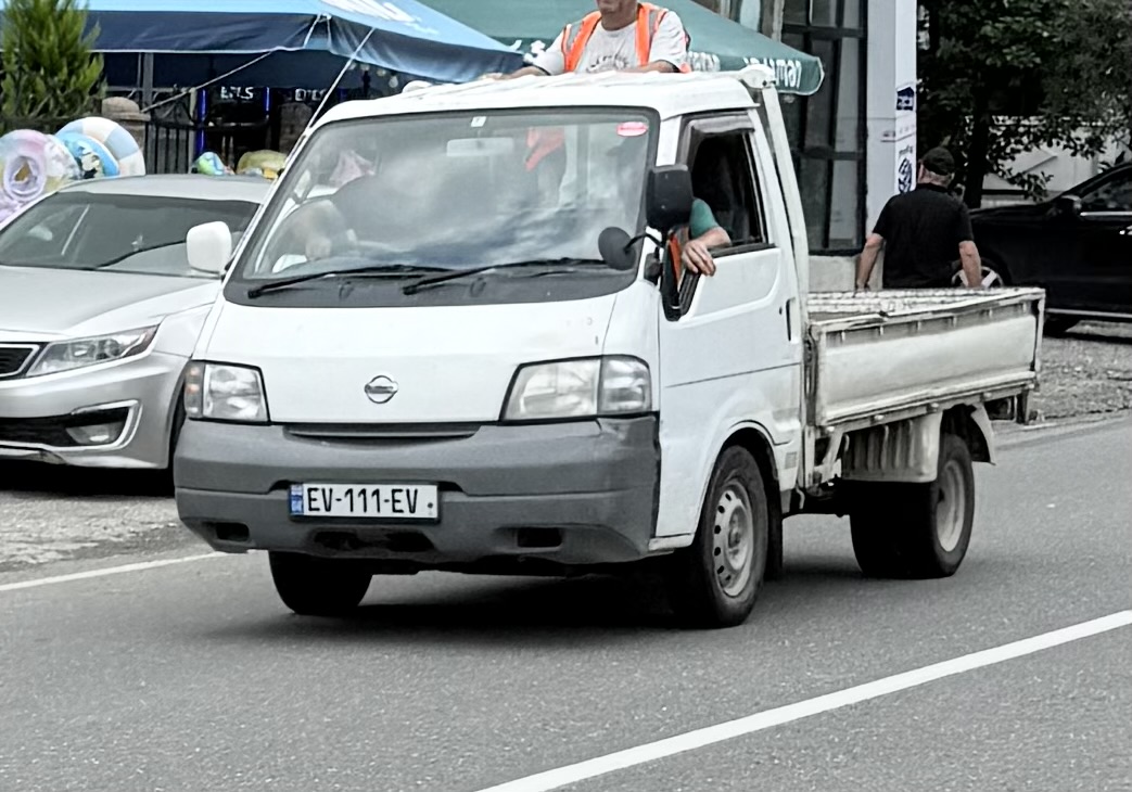 EV-111-EV, Nissan Vanette 4th gen Truck (S21), 1999–2016