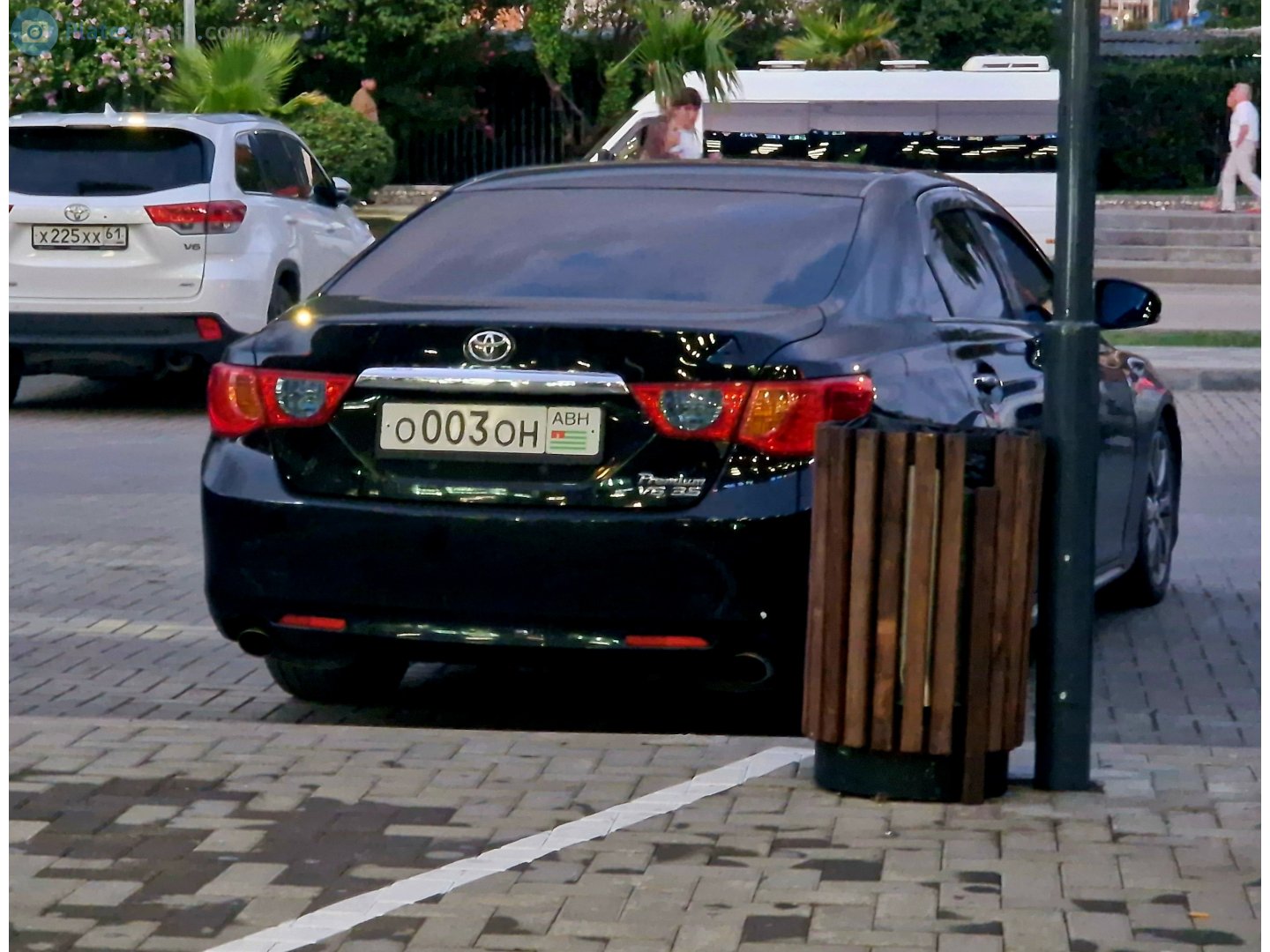 о 003 он, Toyota Mark X 2nd gen (GRX130), 2009–2012