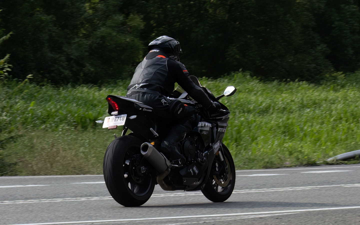 R 6740, Yamaha YZF 7th gen R1, 2015–2024