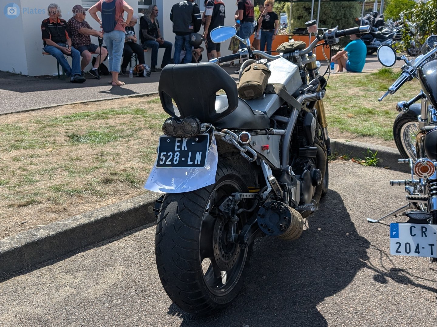 EK-528-LN, Yamaha BT1100 Bulldog 