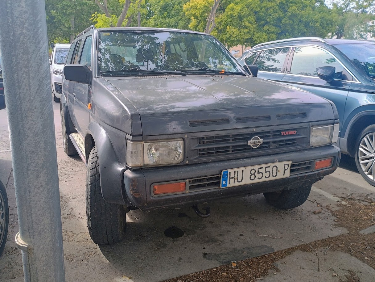 HU 8550 P, Nissan Terrano 1st gen 3-door SUV (YD21/WD21), 1986–1990