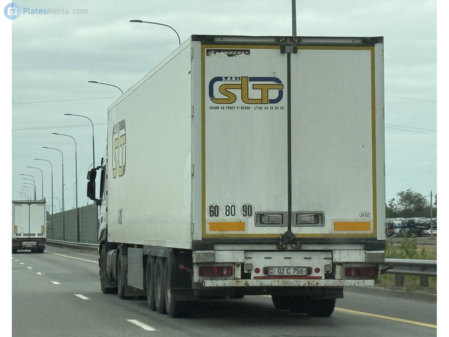 02 C 756, Lamberet SR2 