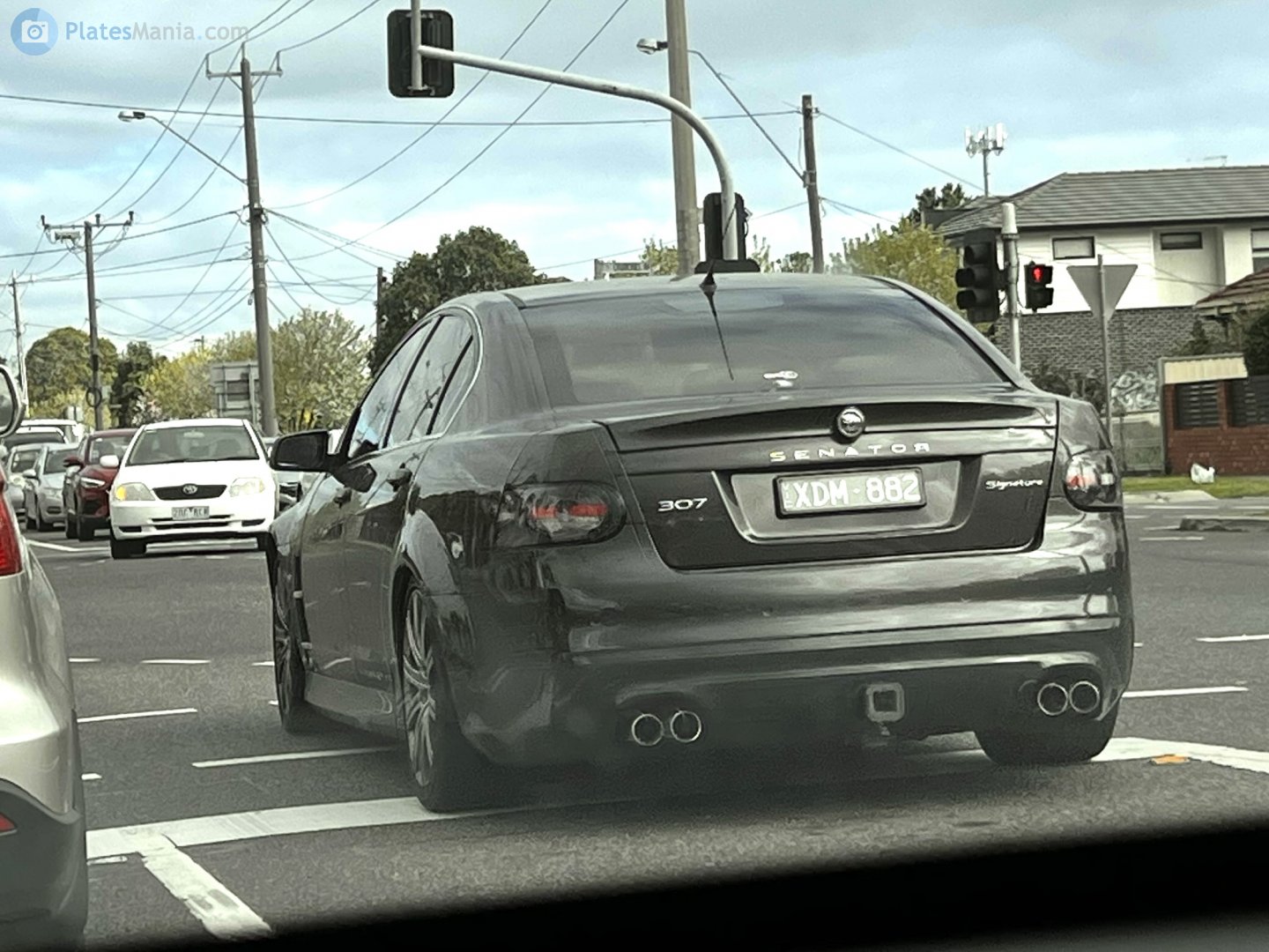 XDM-882, HSV Senator 3rd gen (VE; E-Series), 2006–2013