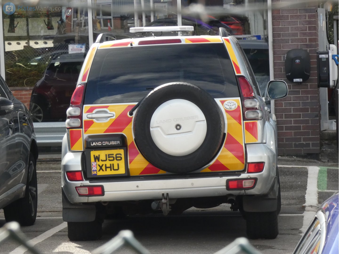 WJ56XHU, Toyota Land Cruiser Prado 3rd gen 5-door SUV (J120), 2002–2009