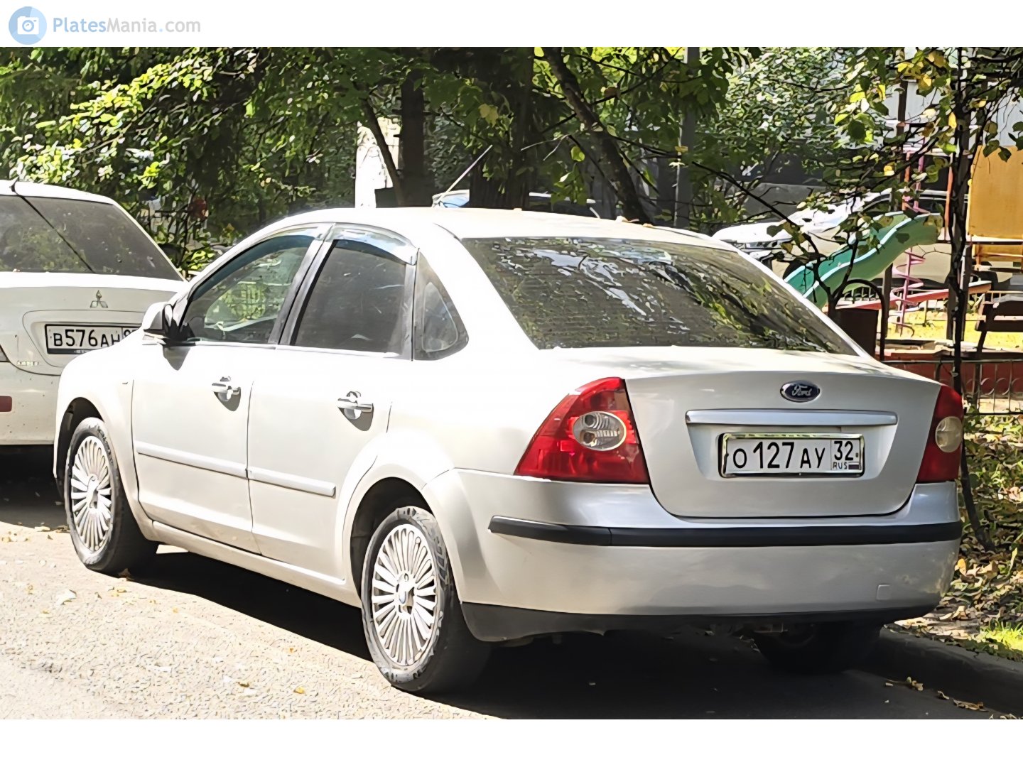 о 127 ау 32, Ford Focus 2nd gen Sedan (DB3; C307), 2005–2008