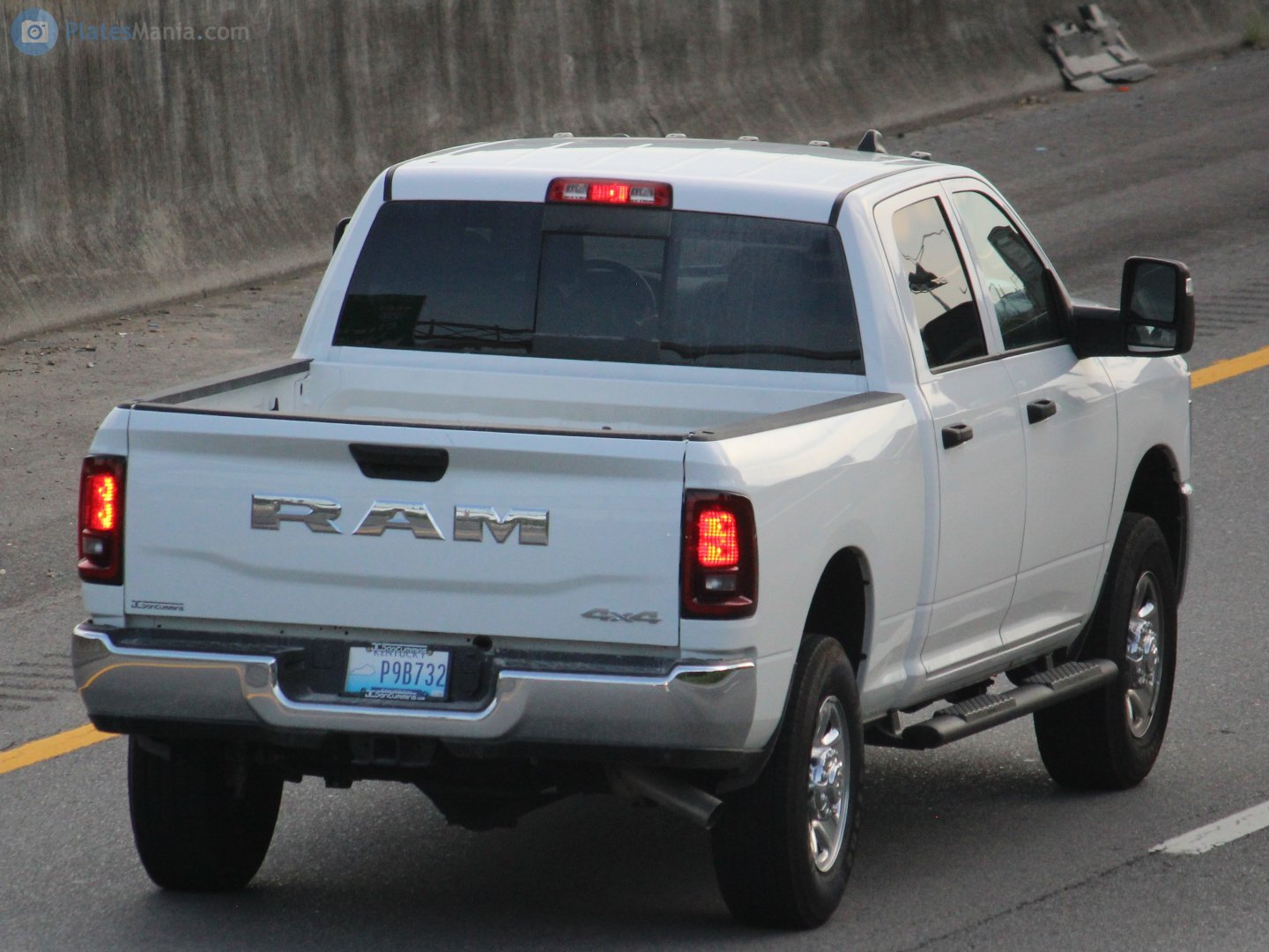 P9B732, Ram Pickup 5th gen 2500/3500/4500/5500 Heavy Duty (DT), facelift, 2025–