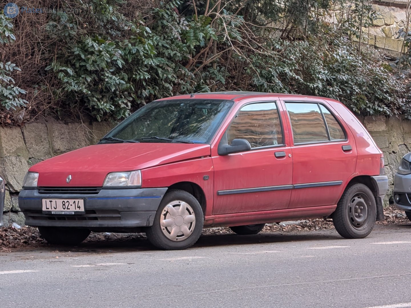 LTJ 82-14, Renault Clio 1st gen 5-door Hatch (B57), 1990–1996