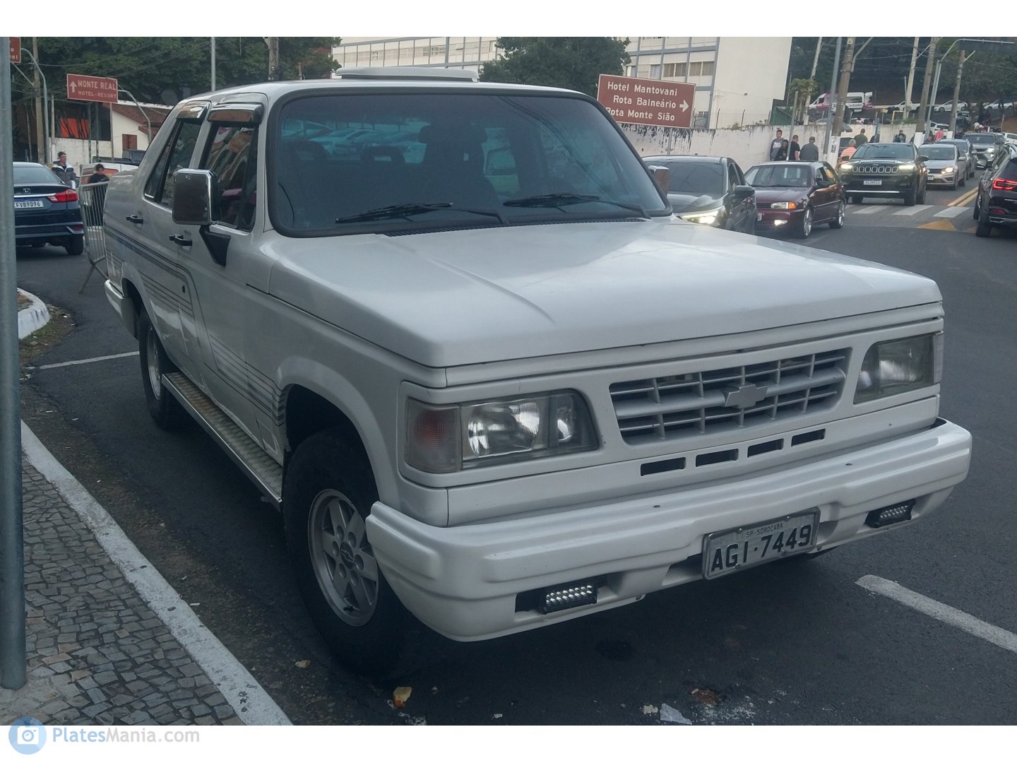 AGI-7449, Chevrolet A/C/D-20 