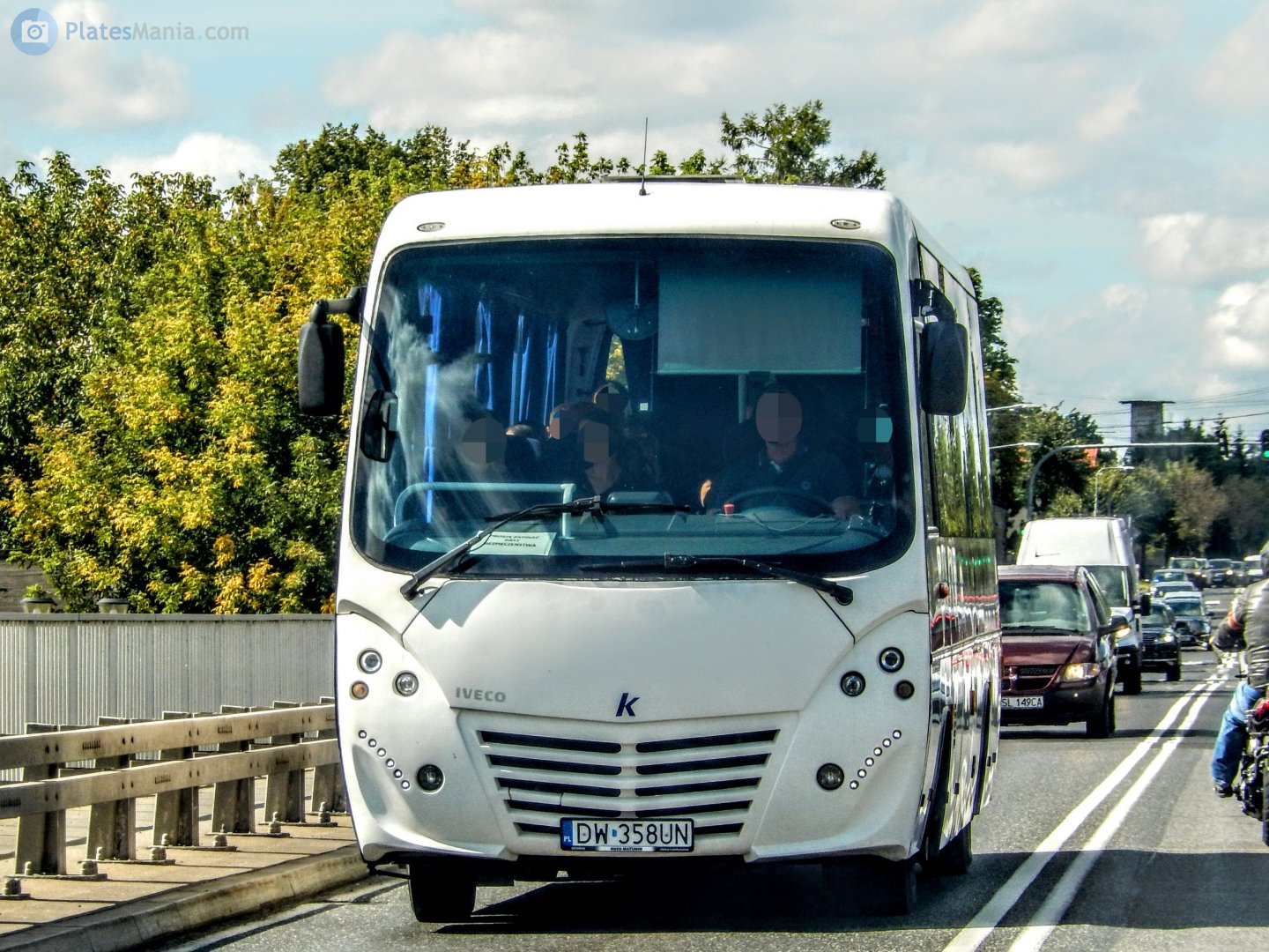 DW 358UN, Kapena Tema 