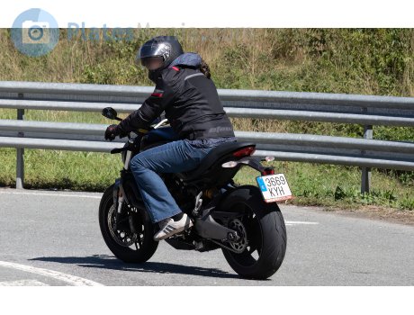 3669 KYH, Ducati Monster