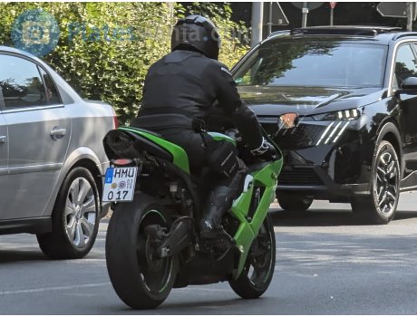 HMÜ O 17 (03/10), Kawasaki Ninja ZX-6R