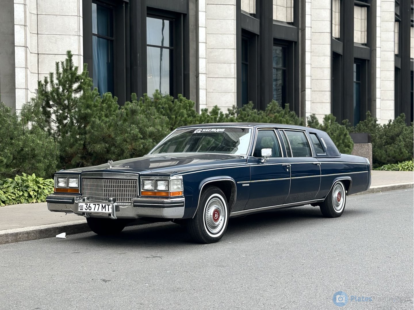 ш 3677 МТ, Cadillac Fleetwood Limousine (33; D-body), 1976–1986