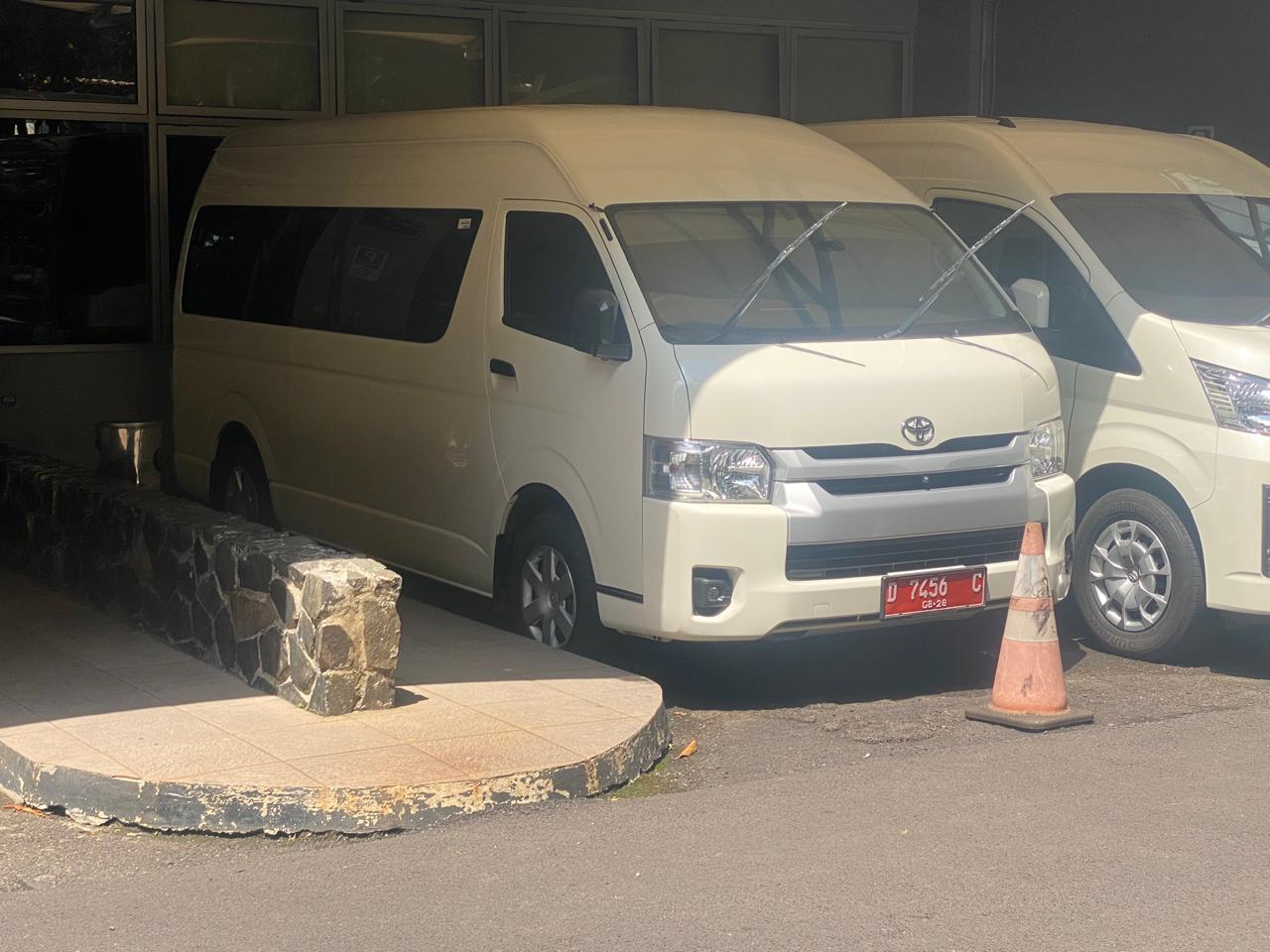 D 7456 C, Toyota HiAce 5th gen Van (H200), 2004–