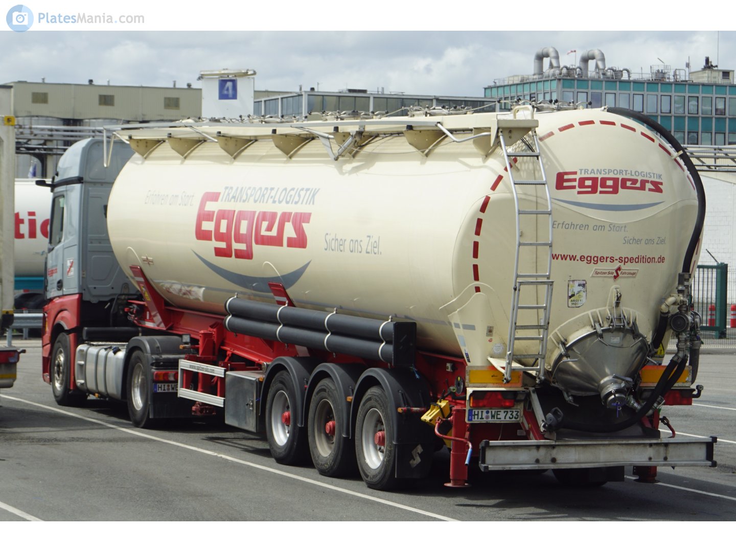 HI WE 733, Spitzer SF/SK 