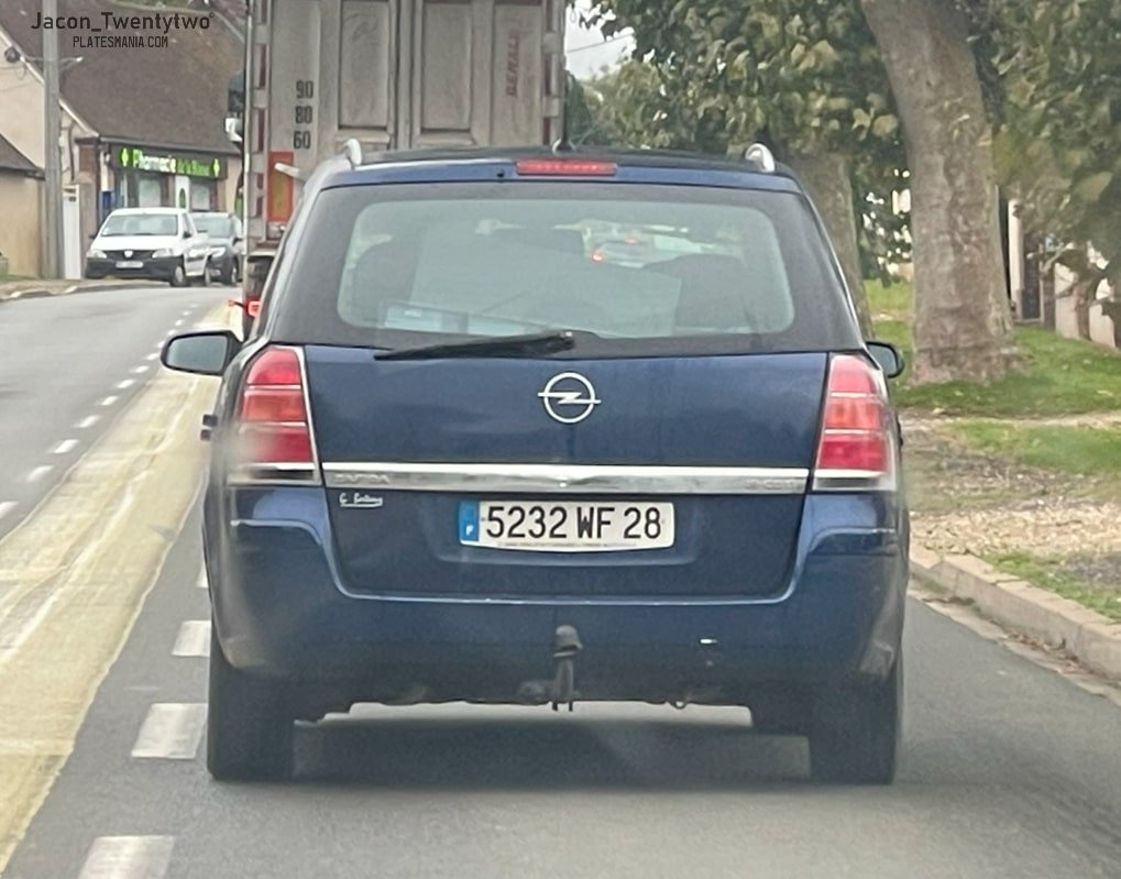 5232 WF 28, Opel Zafira 2nd gen (Family) (B; A05), 2005–2014