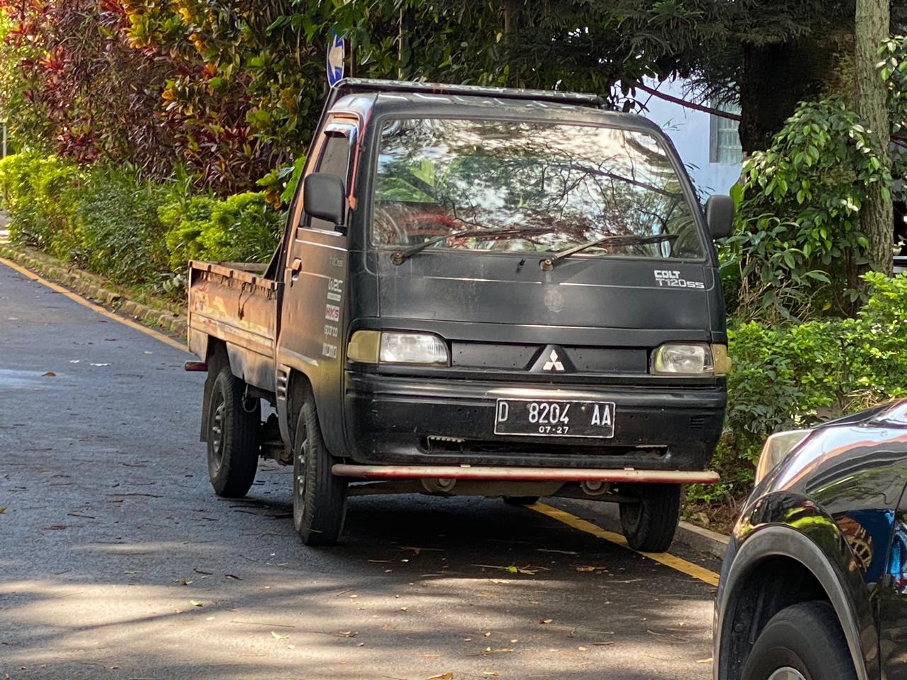 D 8204 AA, Mitsubishi Colt T120 Pickup, facelift, 1974–1979