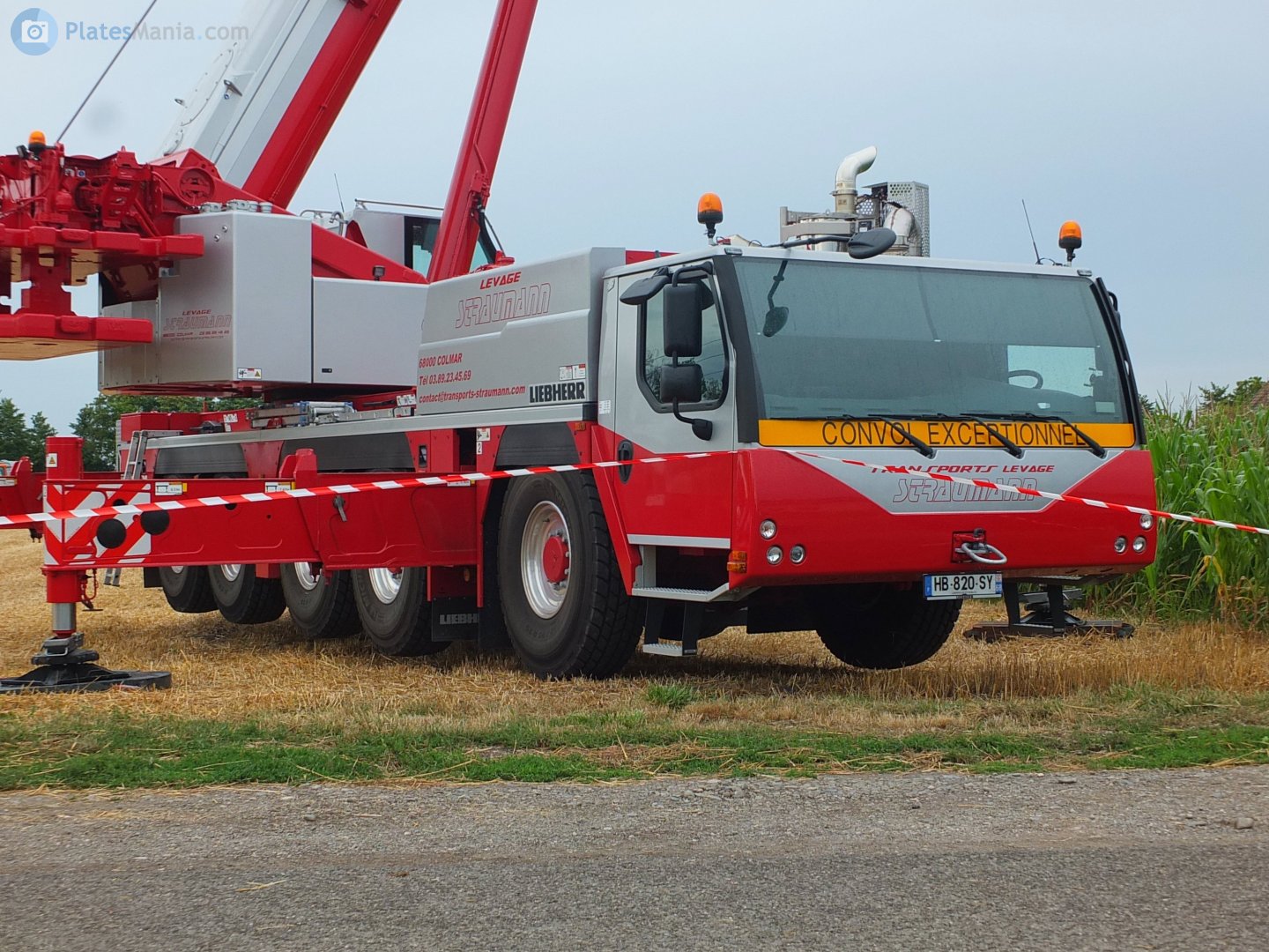 HB-820-SY, Liebherr LTM 