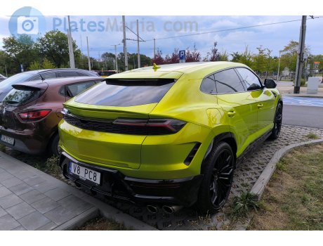 V8 PC8, Lamborghini Urus