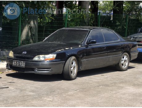 粤X·01930, Lexus ES