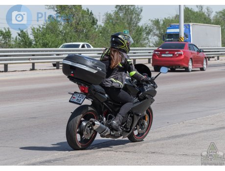 09 120 MA, Yamaha FZ