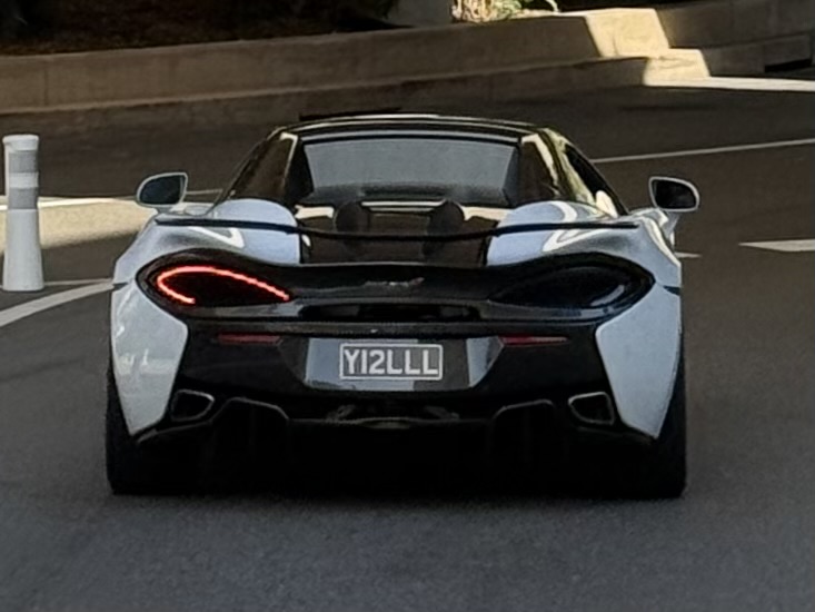Y12LLL, McLaren 570 570S Spider, 2017–2021