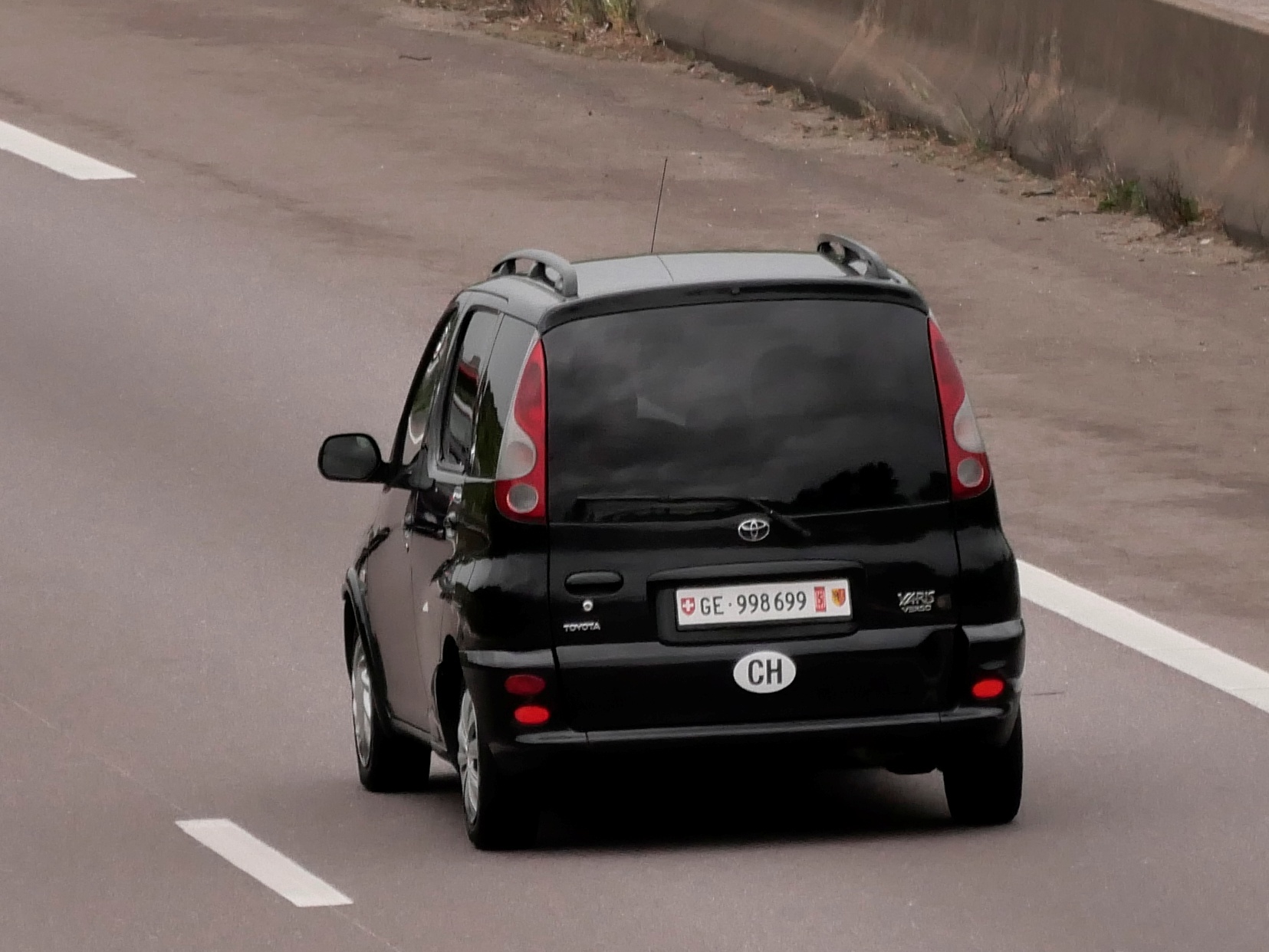 GE 998699, Toyota Yaris Verso 1st gen (XP20), 1999–2006