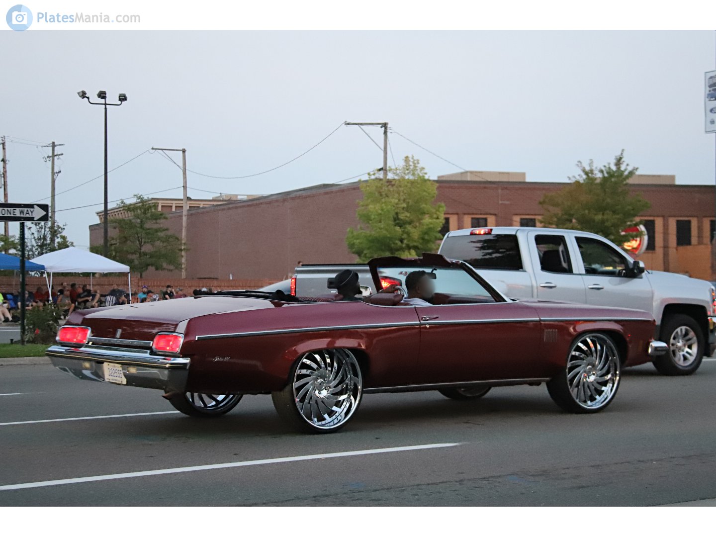 322555, Oldsmobile 88 7th gen 1973 2-door Convertible (67; B-body), 2nd facelift, 1972–1973