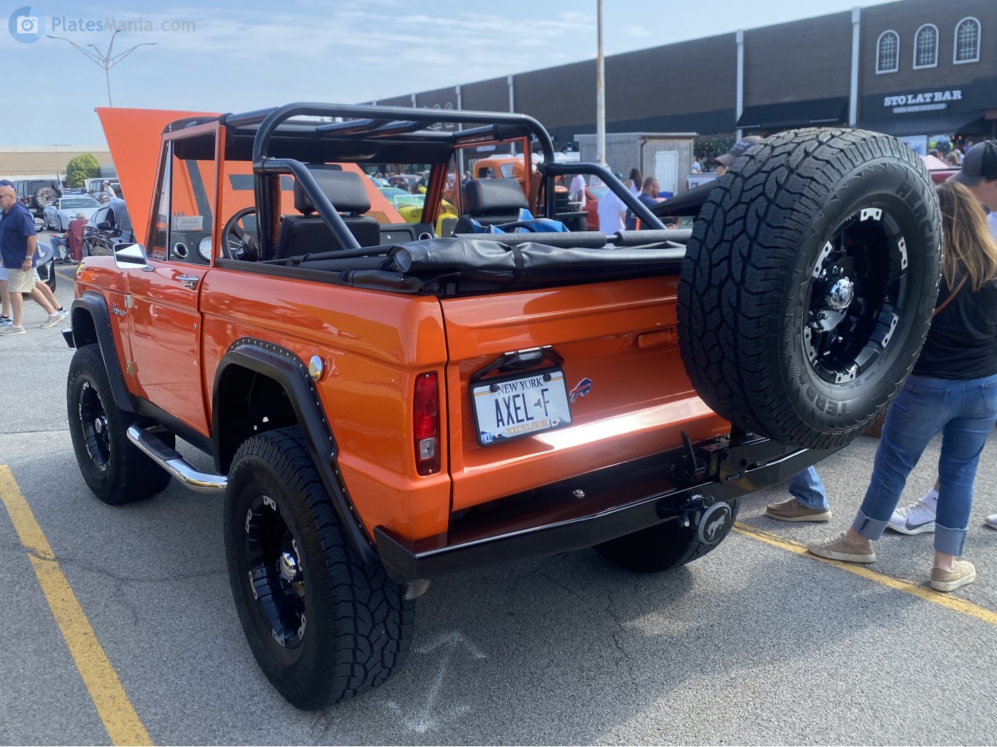 AXEL-F, Ford Bronco 1st gen Roadster (U13), 1966–1968