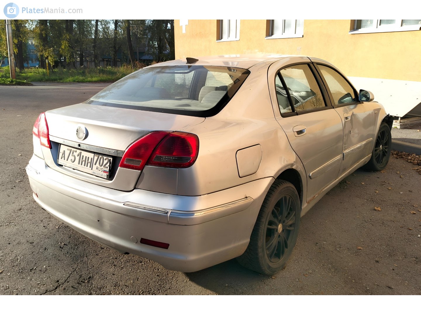 а 751 нн 702, Brilliance (Huachen Zhonghua) M2 1st gen (M2), 2006–2014