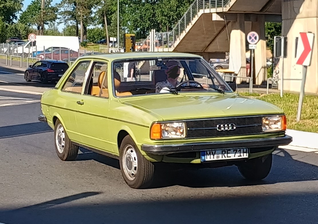 MY RE 71 H, Audi 80 1st gen 2-door Sedan (B1/80/82), facelift, 1976–1978