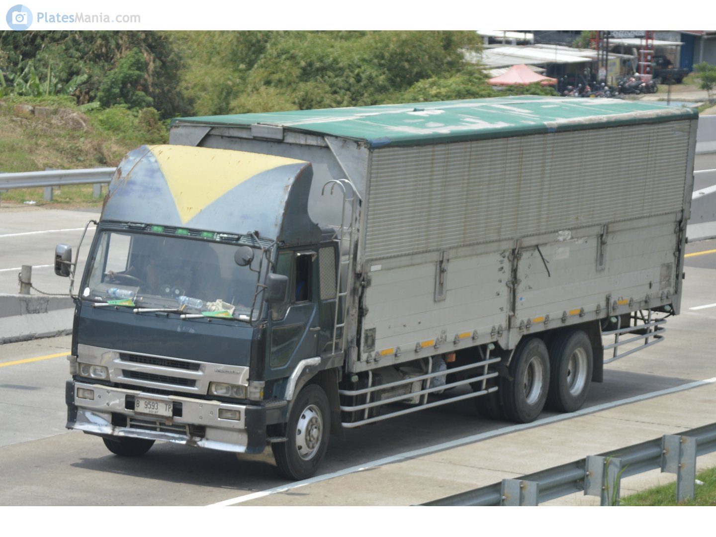 B 9593 TP, Mitsubishi Fuso The Great 1st gen, facelift, 1993–2001