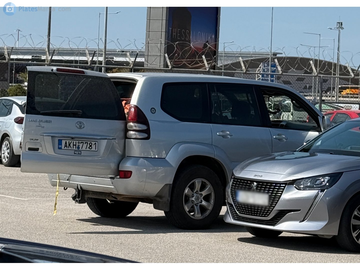 AKH-7781, Toyota Land Cruiser Prado 3rd gen 5-door SUV (J120), 2002–2009