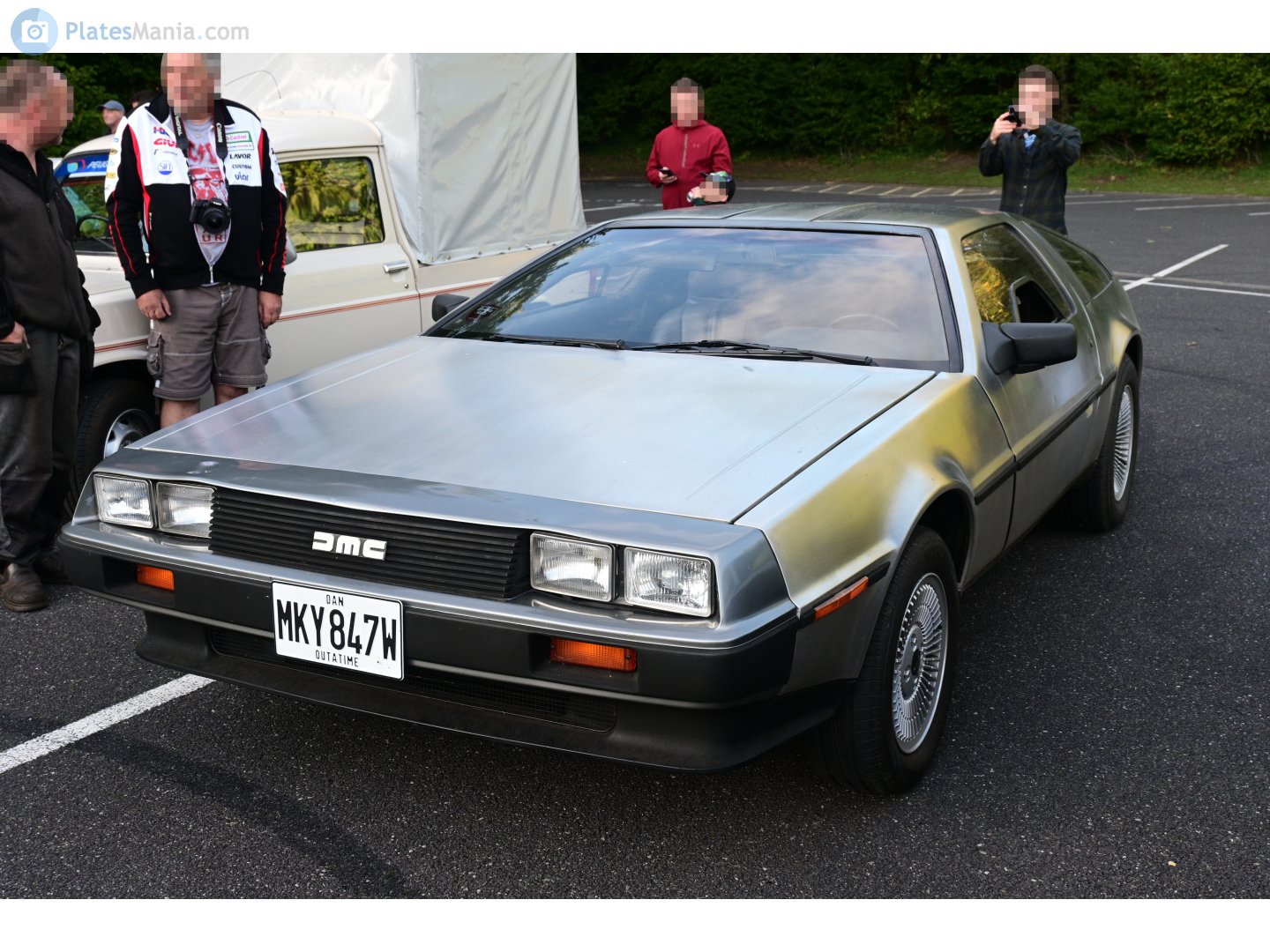 MKY847W, DeLorean Motor Company DMC-12 