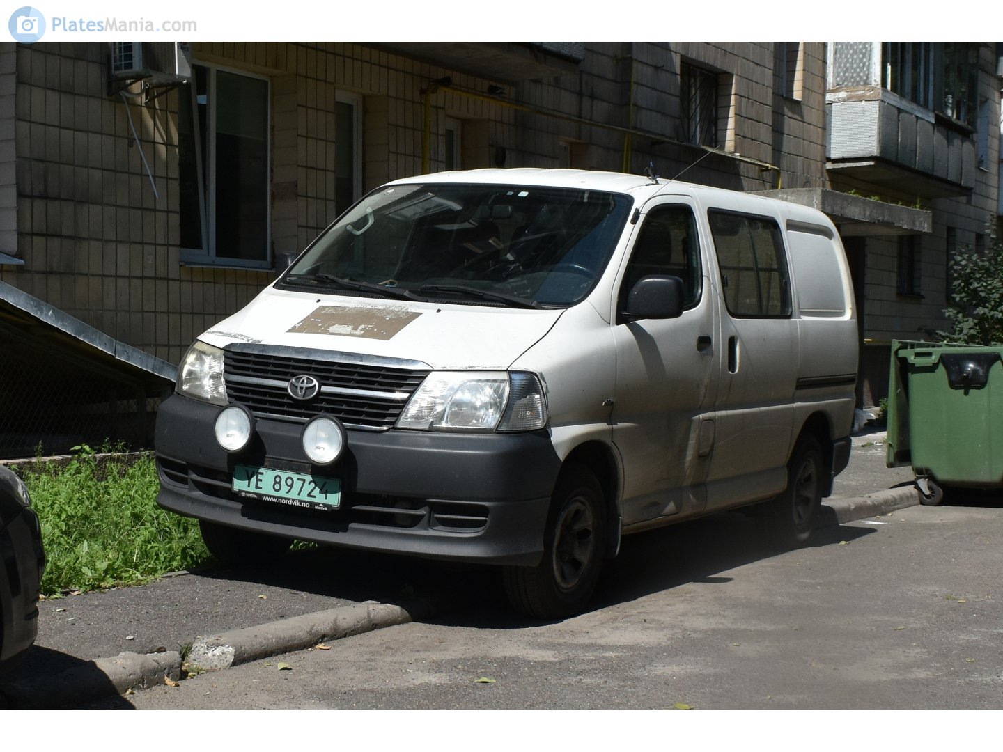 YE 89724, Toyota HiAce 