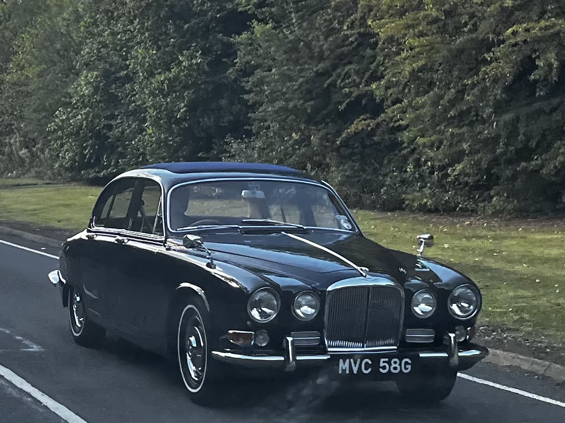MVC58G, Jaguar 420 