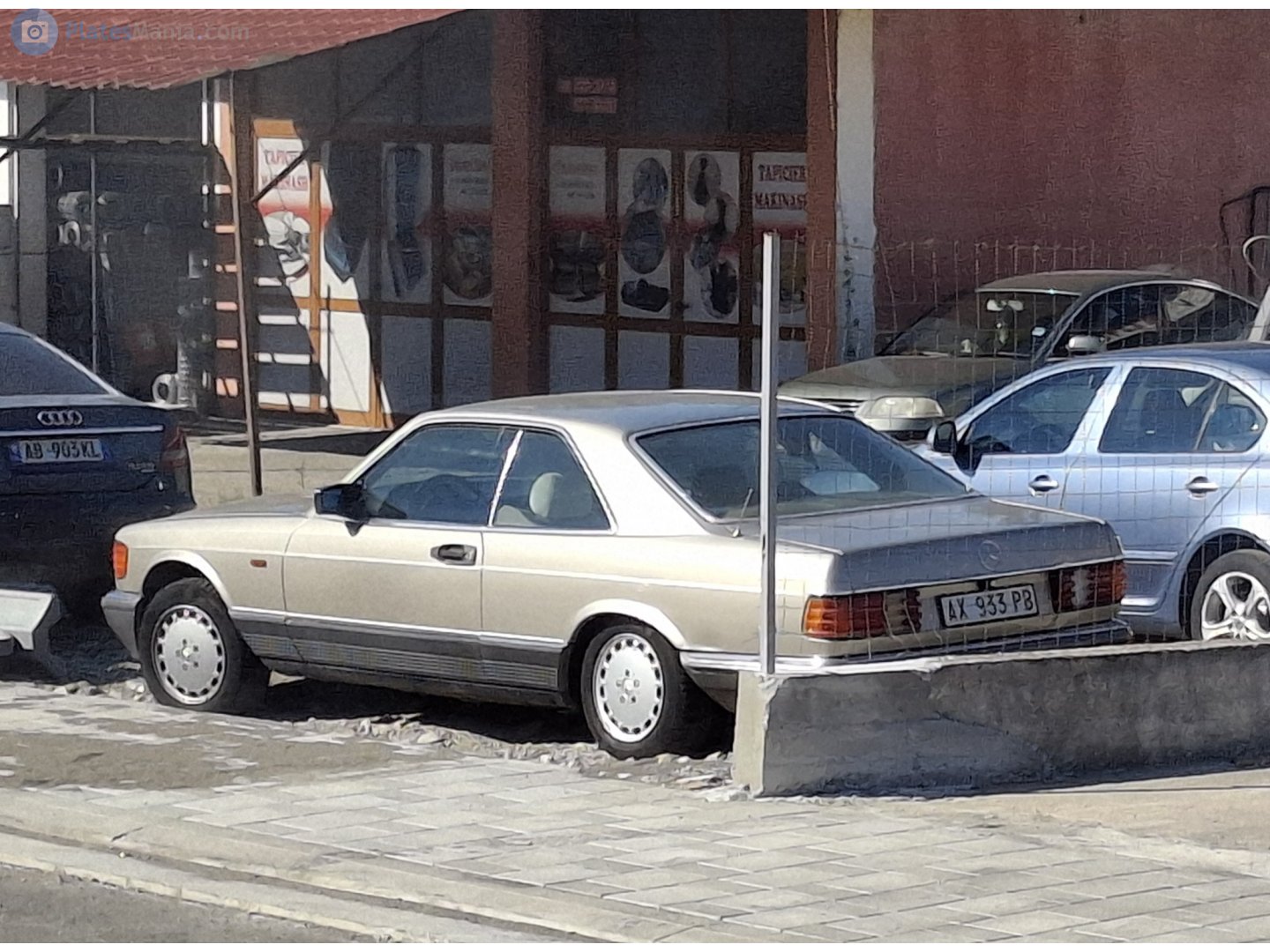 AX 933 PB, Mercedes-Benz S-Klasse 4th gen Coupé (C126), 1981–1991