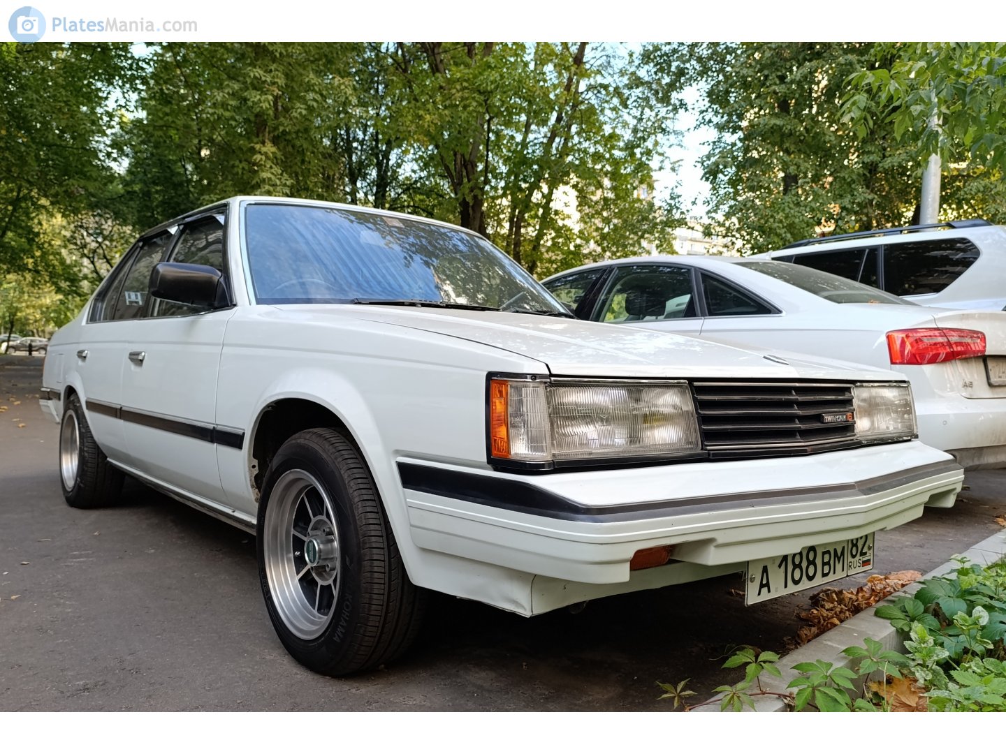 а 188 вм 82, Toyota Corona 7th gen Sedan (T140), 1982–1998