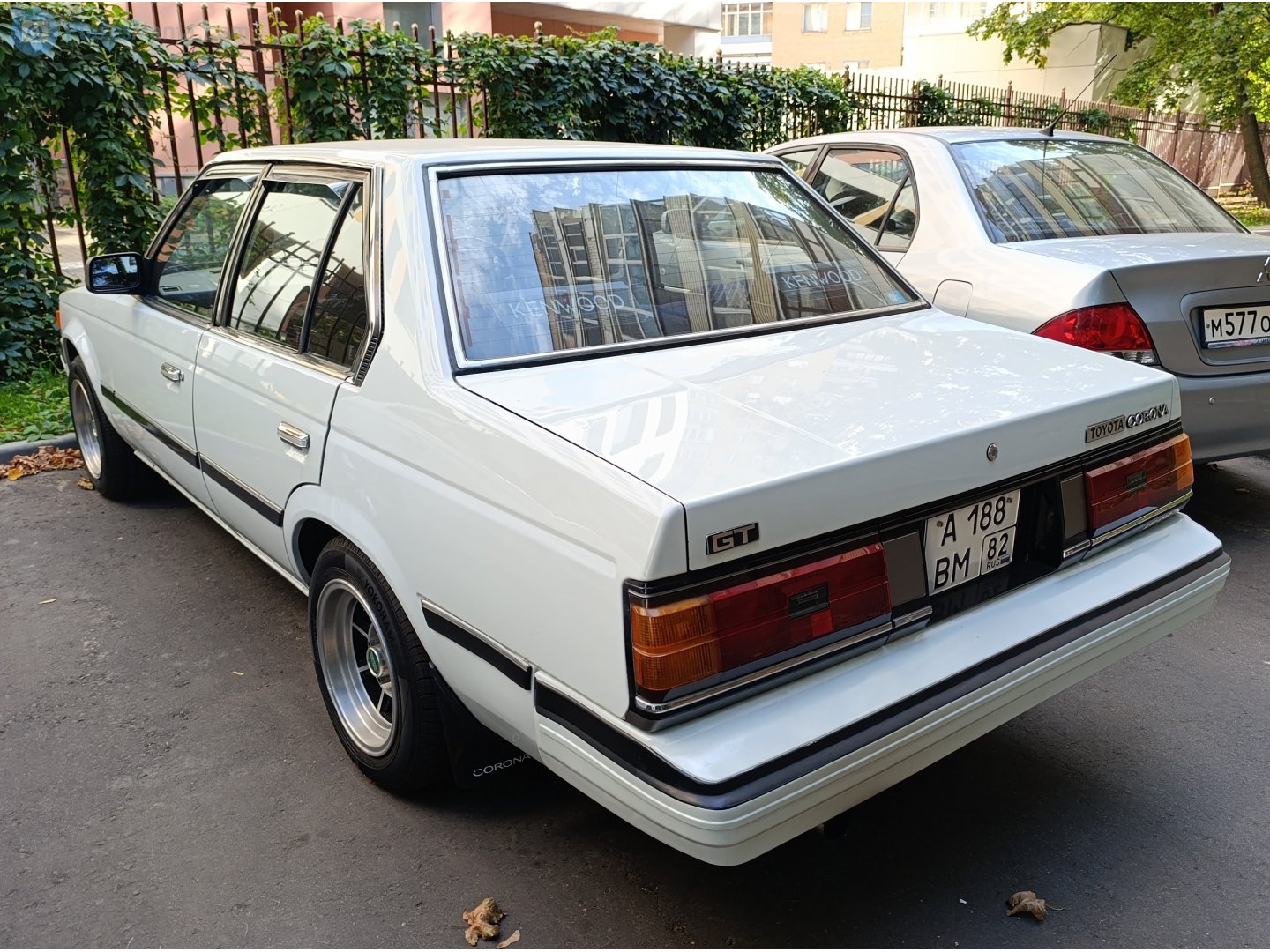 а 188 вм 82, Toyota Corona 7th gen Sedan (T140), 1982–1998