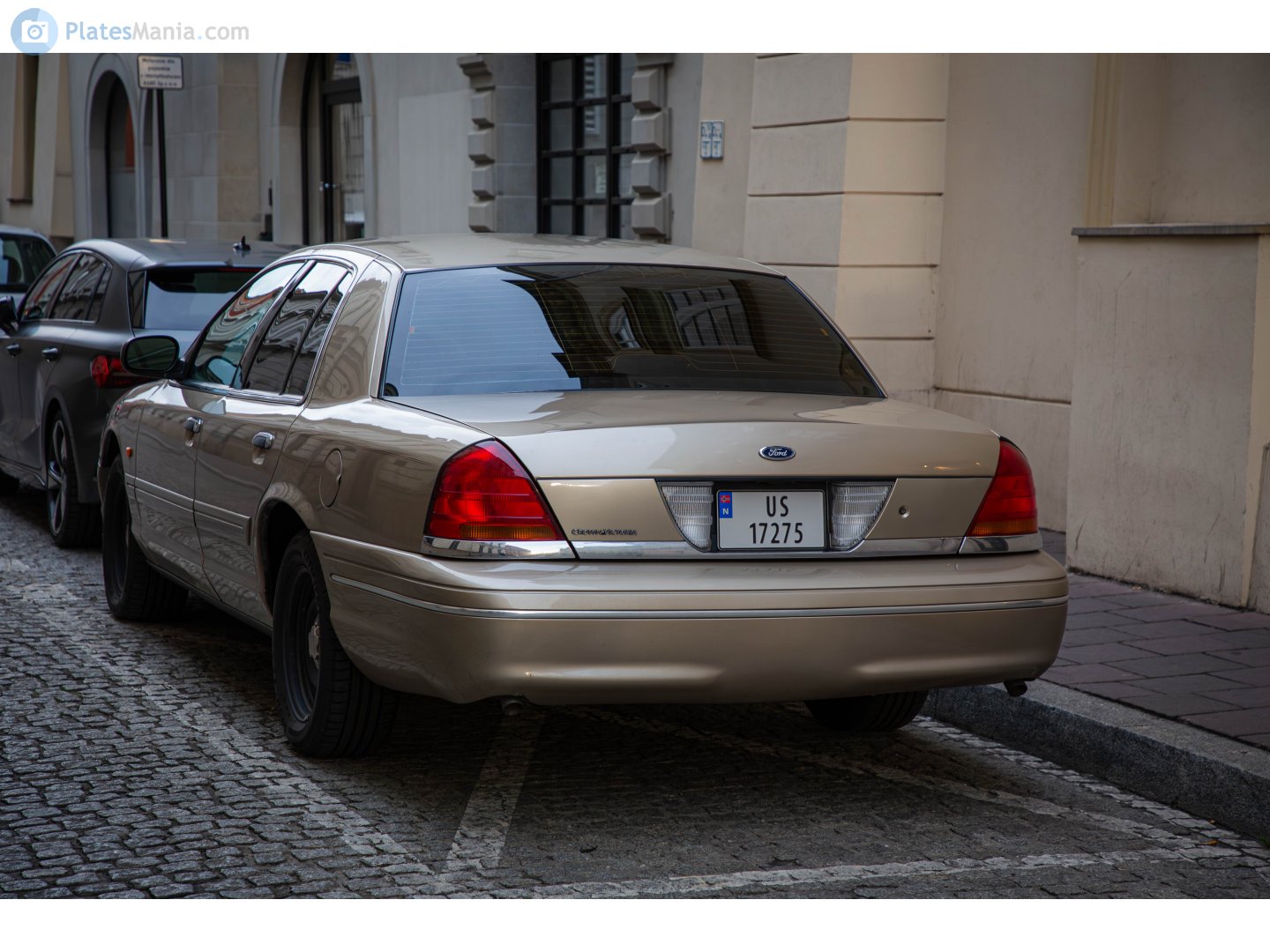 US 17275, Ford Crown Victoria 2nd gen (EN114), 1997–2012