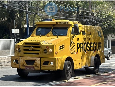 EMU-2246, Mercedes-Benz 915 E Blindado