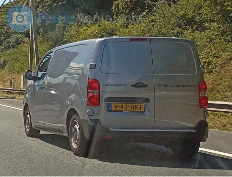 V-42-HFJ, Peugeot Expert