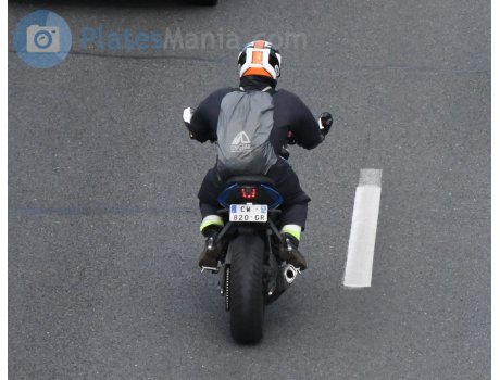 CW-820-GR, Triumph Motorcycles Street Triple