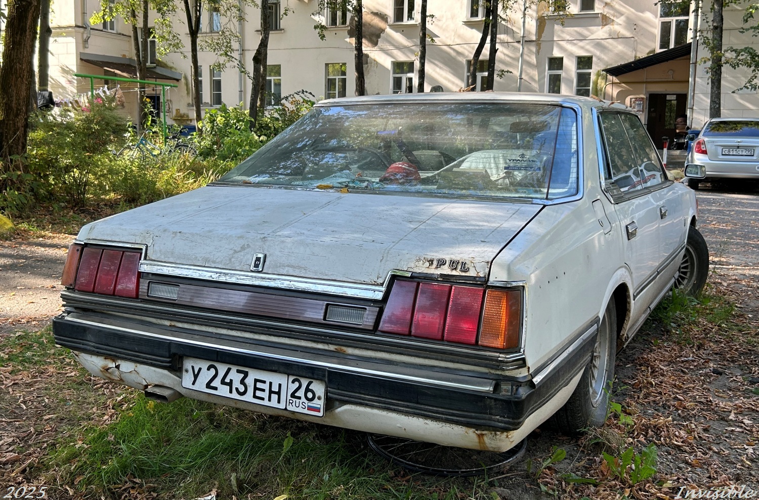 у 243 ен 26, Nissan Cedric 5th gen Hardtop (430), 1979–1983