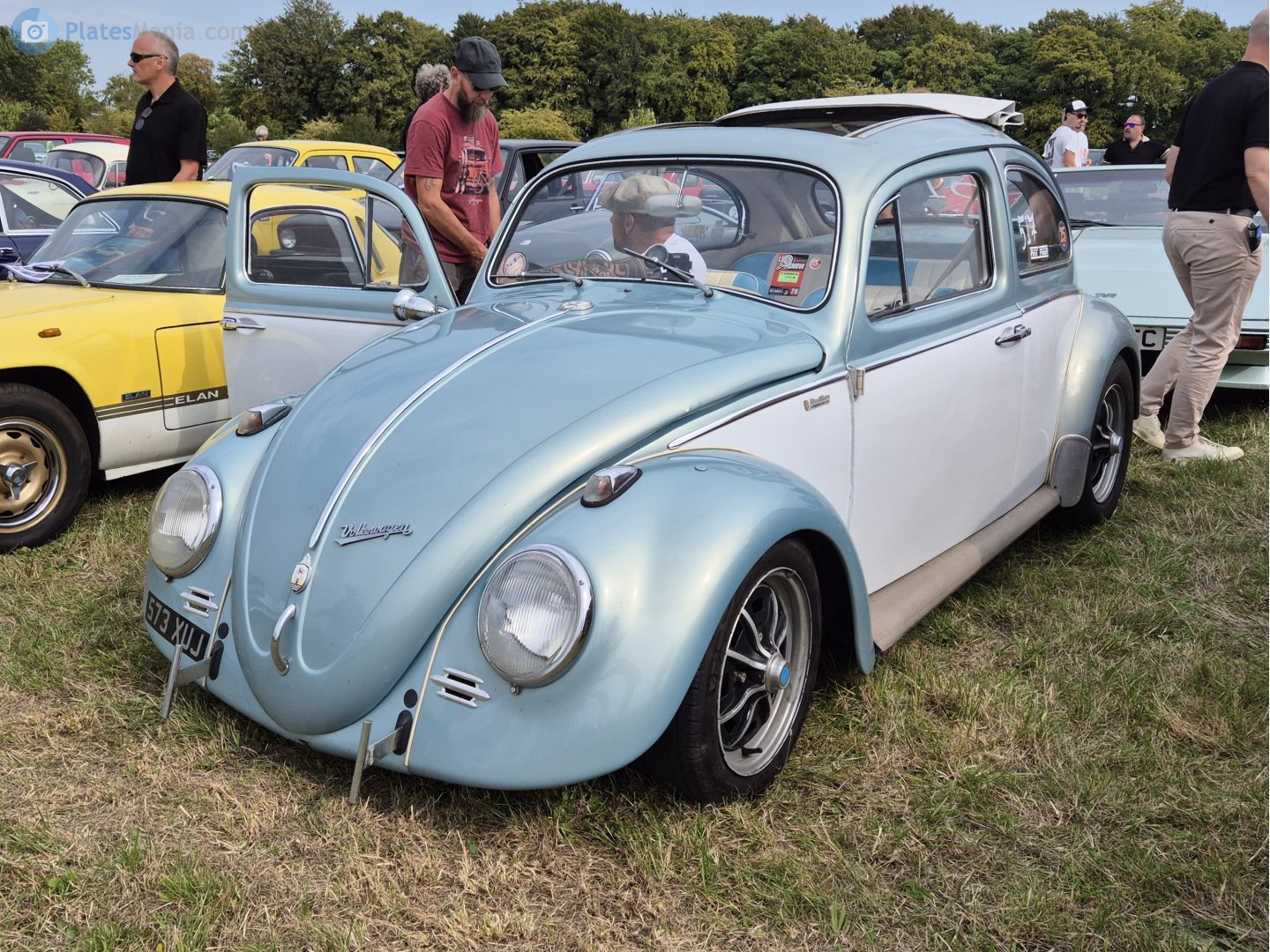 573XUJ, Volkswagen Beetle 1st gen Sedan (Type 1), 1938­–2003