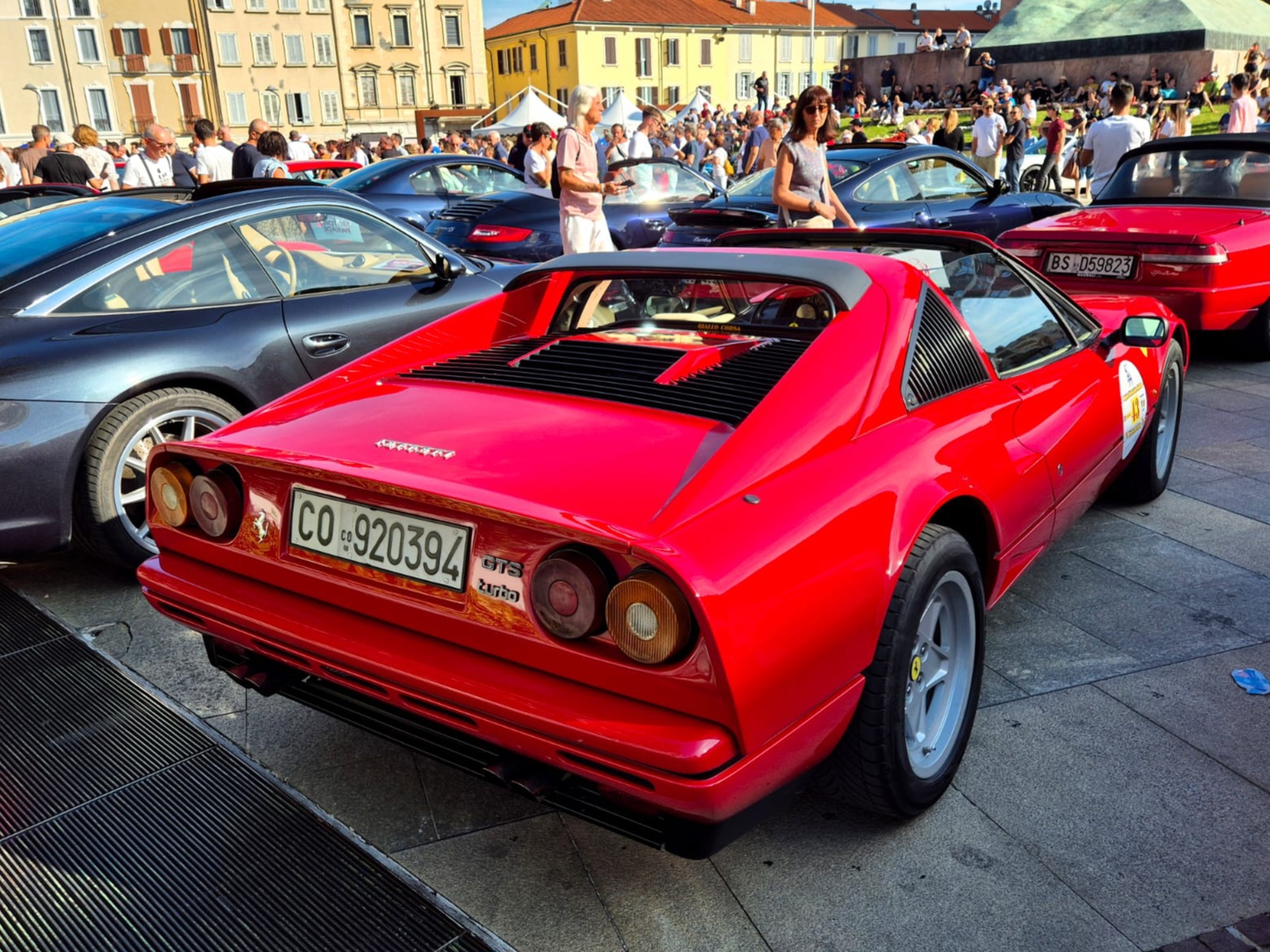 CO 920394, Ferrari GTS Turbo 